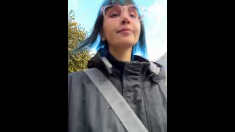 Media: bigbabykiki Stripchat 2024-10-16 06:15:00