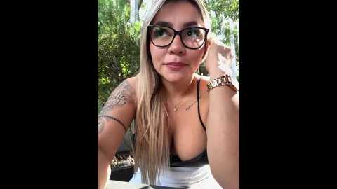Media: dianita_1988 Stripchat 2024-10-16 19:36:00