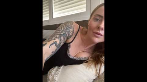 Media: emasalis Stripchat 2024-10-16 13:59:00