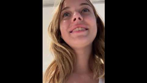 Media: enjoy_my_beauty Stripchat 2024-10-16 07:43:00