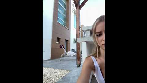 Media: evieevans Stripchat 2024-10-16 13:46:00