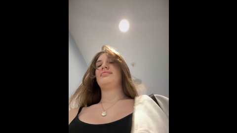 holly_molii @ stripchat on 20241016