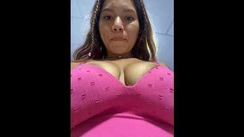 Media: hot_rose83 Stripchat 2024-10-16 22:53:00