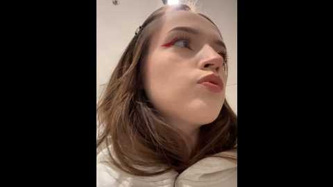Media: jessi_meow Stripchat 2024-10-16 12:04:00
