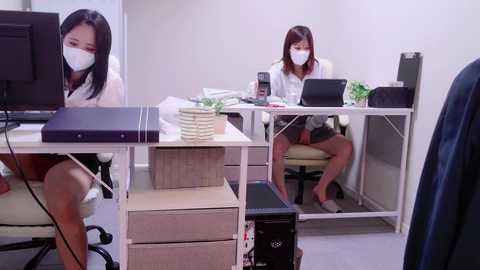 Media: manami_maru Stripchat 2024-10-16 14:16:00
