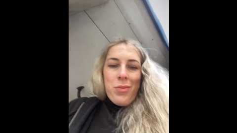 Media: mommmyyummy Stripchat 2024-10-16 09:14:00