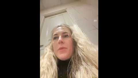Media: mommmyyummy Stripchat 2024-10-16 10:59:00