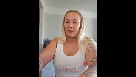 Media: nastymilf_ Stripchat 2024-10-16 10:39:00