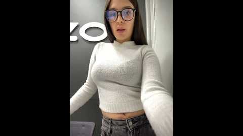 Media: sweet_lollypop Stripchat 2024-10-16 10:08:00