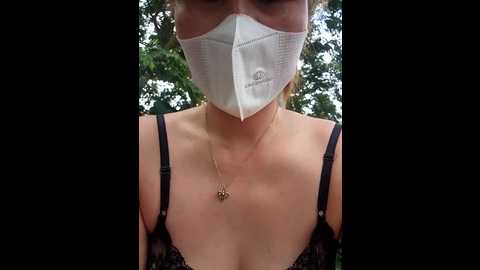 Media: zizi_public Stripchat 2024-10-16 03:06:00