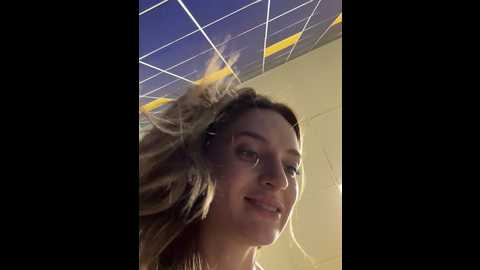Media: _angelari_ Stripchat 2024-10-17 21:00:00