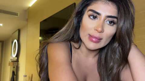 Media: arabicbarbie Stripchat 2024-10-17 22:47:00