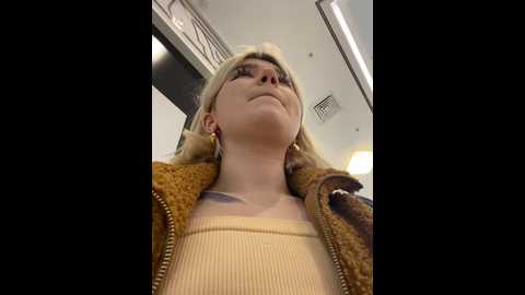 Media: baby__naughty Stripchat 2024-10-17 11:53:00