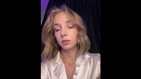 Media: caseystar Stripchat 2024-10-17 06:20:00