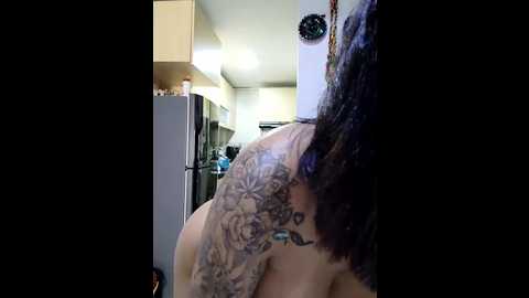Media: charlotte_stevenss_ Stripchat 2024-10-17 14:38:00