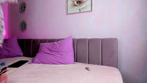 hannaguess @ stripchat on 20241017