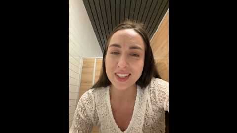Media: holly_play Stripchat 2024-10-17 13:58:00