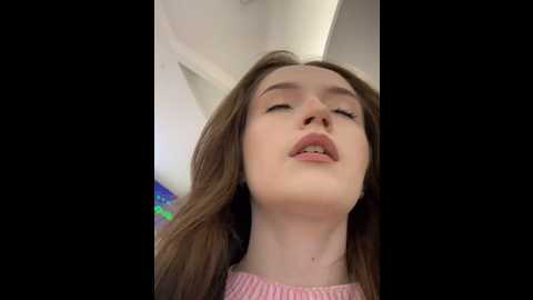 Media: jessi_meow Stripchat 2024-10-17 07:40:00
