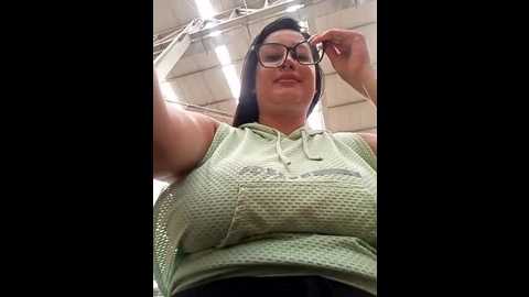 Media: keilymadam Stripchat 2024-10-17 18:35:00