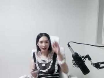 Media: meow_s2 Stripchat 2024-10-17 09:02:00