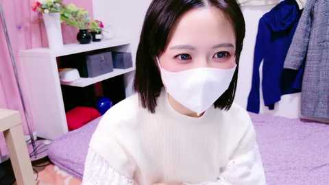 Media: nonchan_ Stripchat 2024-10-17 12:53:00