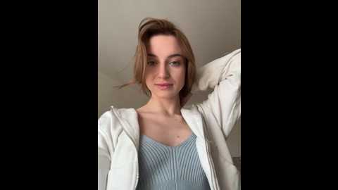 Media: _angelari_ Stripchat 2024-10-18 12:36:00