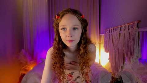 Media: _rose_charming_ Stripchat 2024-10-18 16:35:00