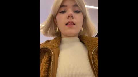 Media: baby__naughty Stripchat 2024-10-18 14:42:00