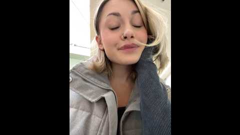 Media: baby_brownie Stripchat 2024-10-18 12:08:00
