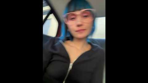 Media: bigbabykiki Stripchat 2024-10-18 08:45:00