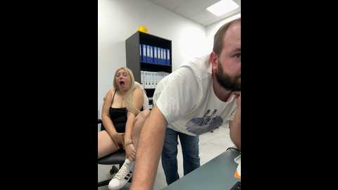 Media: cherryauroraa Stripchat 2024-10-18 19:34:00