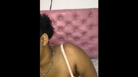 Media: cottoncandy11 Stripchat 2024-10-18 02:10:00