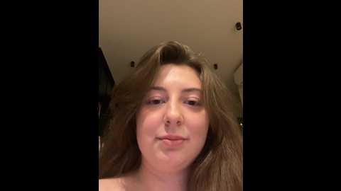 Media: curvyflawless Stripchat 2024-10-18 14:50:00