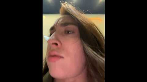 Media: holly_play Stripchat 2024-10-18 14:31:00
