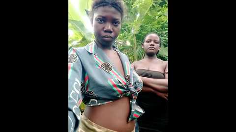 Media: holygrail001 Stripchat 2024-10-18 05:53:00