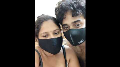 Media: ind_couple1 Stripchat 2024-10-18 21:18:00