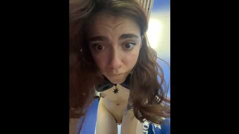 Media: lily__belle Stripchat 2024-10-18 18:32:00