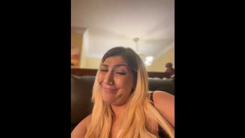 Media: littlemisseeve Stripchat 2024-10-18 02:26:00