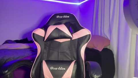 Media: lolykush Stripchat 2024-10-18 04:08:00