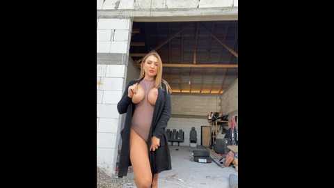 Media: madonnaaaa Stripchat 2024-10-18 08:32:00