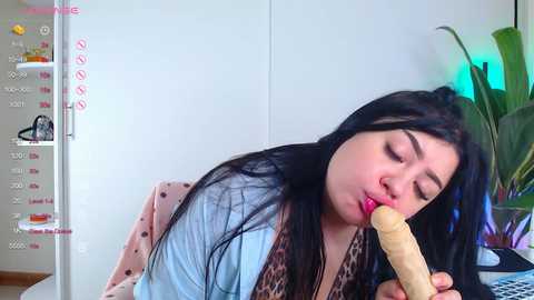 mia_brownie @ stripchat on 20241018