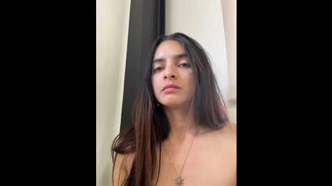 Media: sam_sara Stripchat 2024-10-18 20:44:00