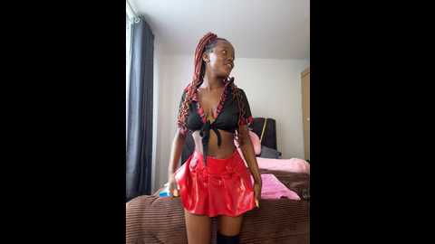 Media: sexxyydaisy Stripchat 2024-10-18 08:42:00