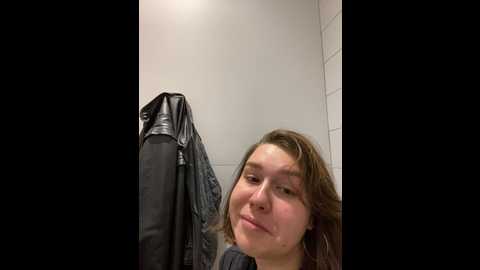 Media: suziemurray Stripchat 2024-10-18 10:40:00