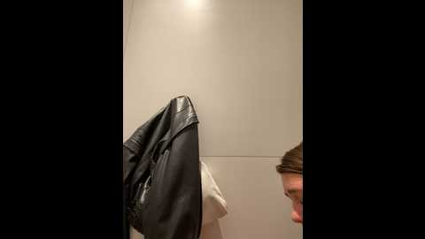 Media: suziemurray Stripchat 2024-10-18 11:50:00