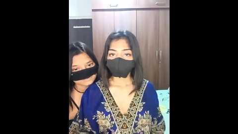 Media: tannu_tanya Stripchat 2024-10-18 18:57:00