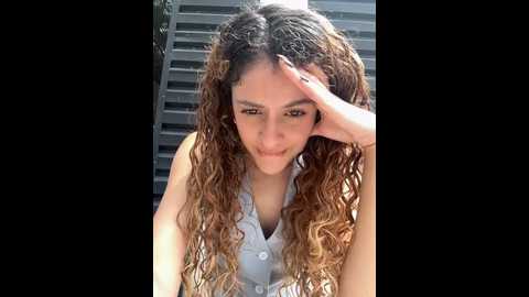 Media: alana15 Stripchat 2024-10-19 17:32:00