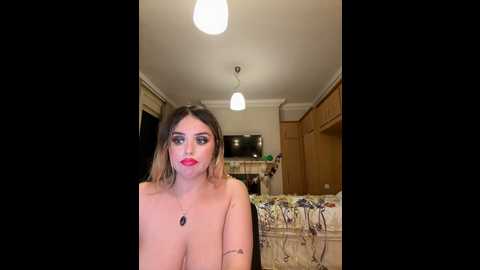 Media: alirawrz Stripchat 2024-10-19 21:11:00