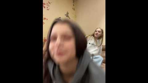 Media: aniemiller Stripchat 2024-10-19 12:45:00