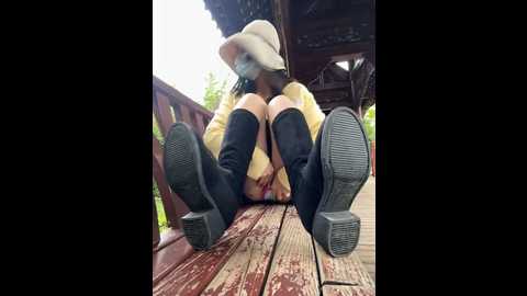 Media: asia_melody Stripchat 2024-10-19 03:04:00